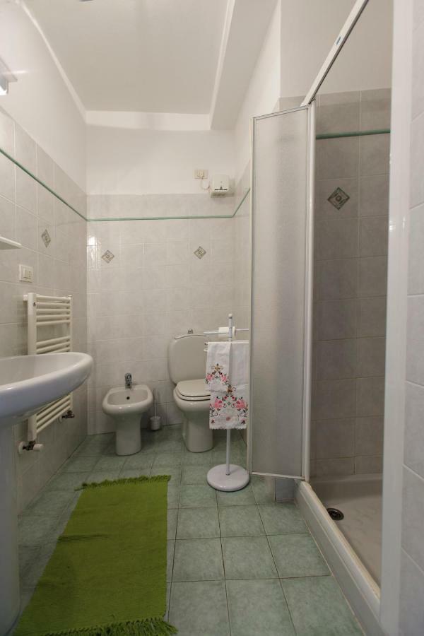 דירות פורטו ונרה Casa Lella מראה חיצוני תמונה